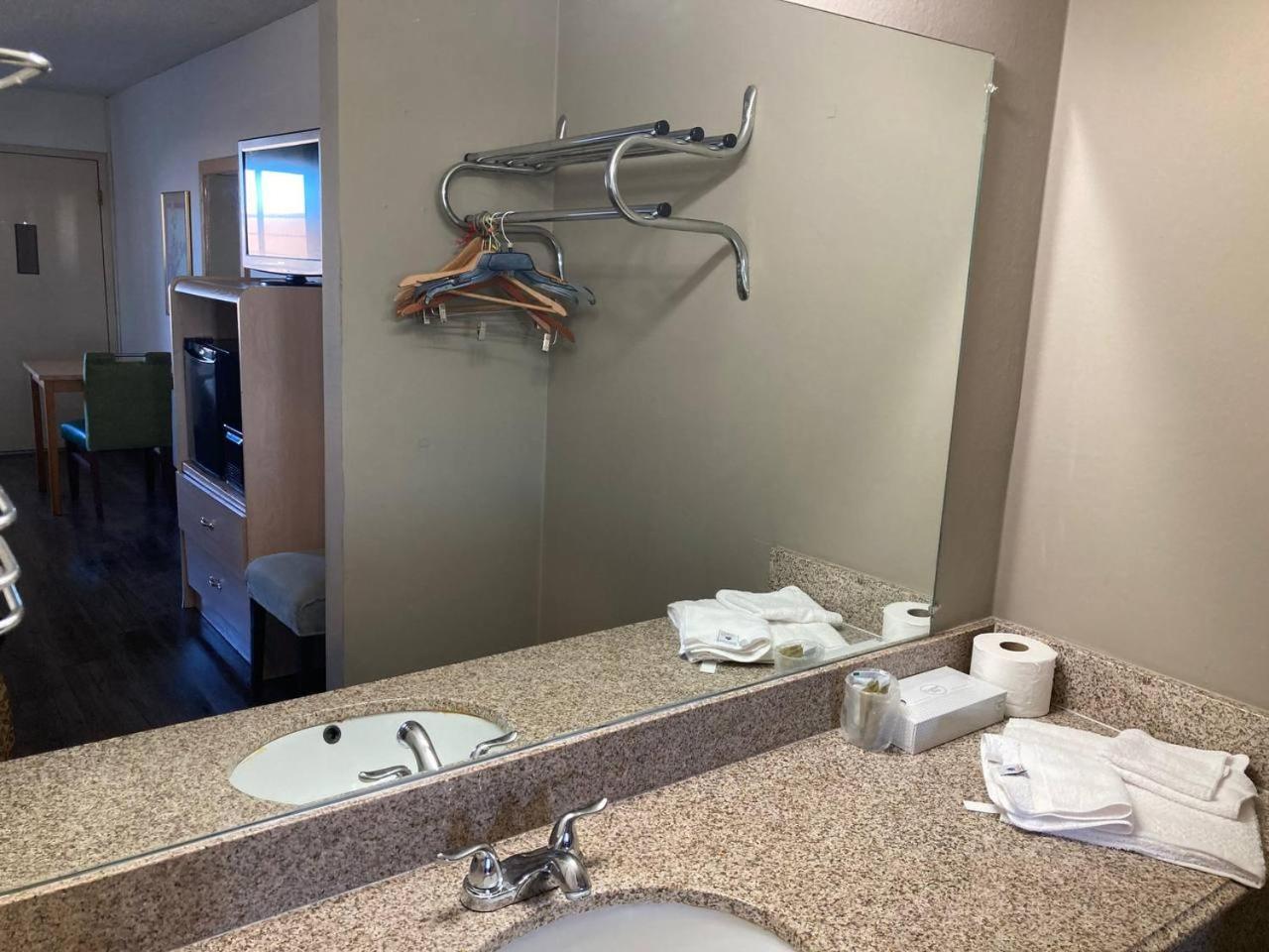 Tree Inn & Suites Albuquerque Eksteriør bilde